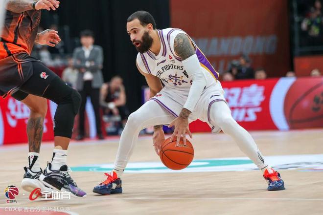 急 北控男篮客场不敌山东男篮爱游戏爱体育赛场直击丨内线告(图4)